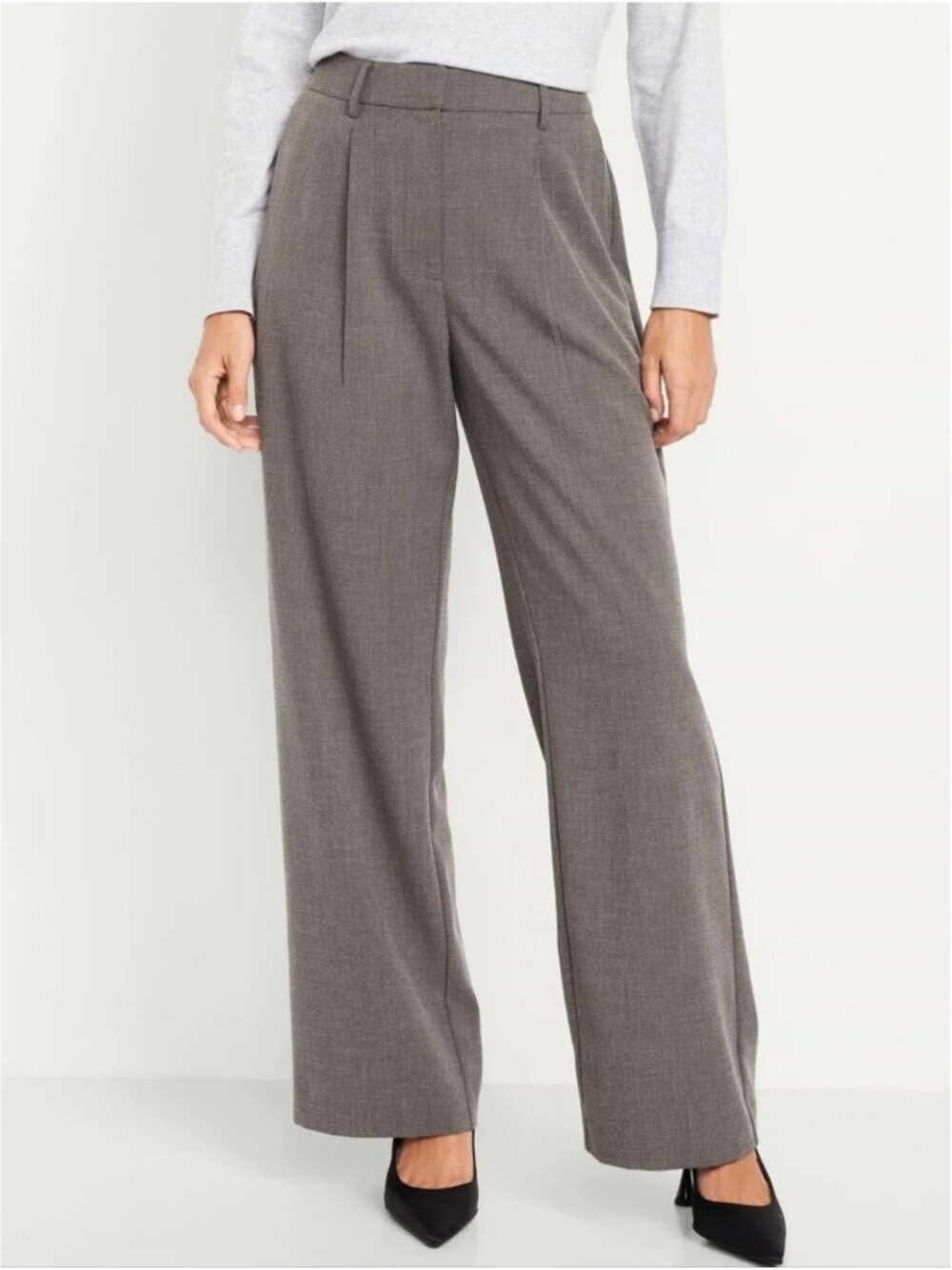 Old Navy Gray Front Pleat Zipper Trousers with Side Pockets Size L-Petite